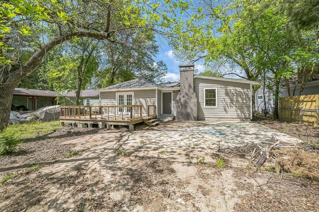 805 20th Street SE, Paris, TX 75460