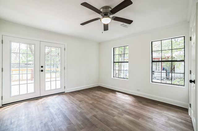 805 20th Street SE, Paris, TX 75460