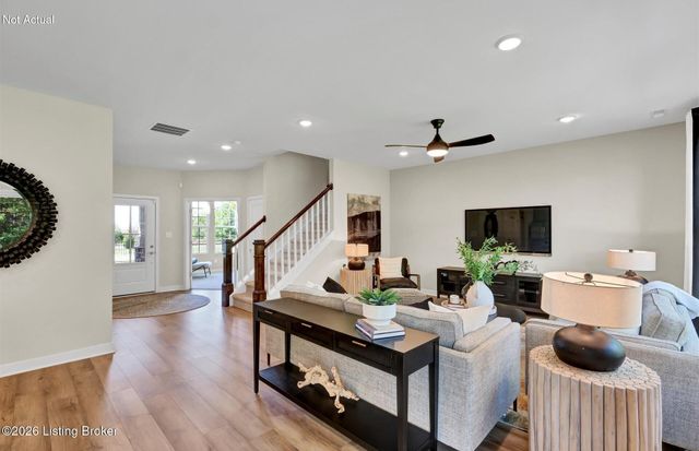 16925 Aiken Ridge Cir, Louisville, KY 40245