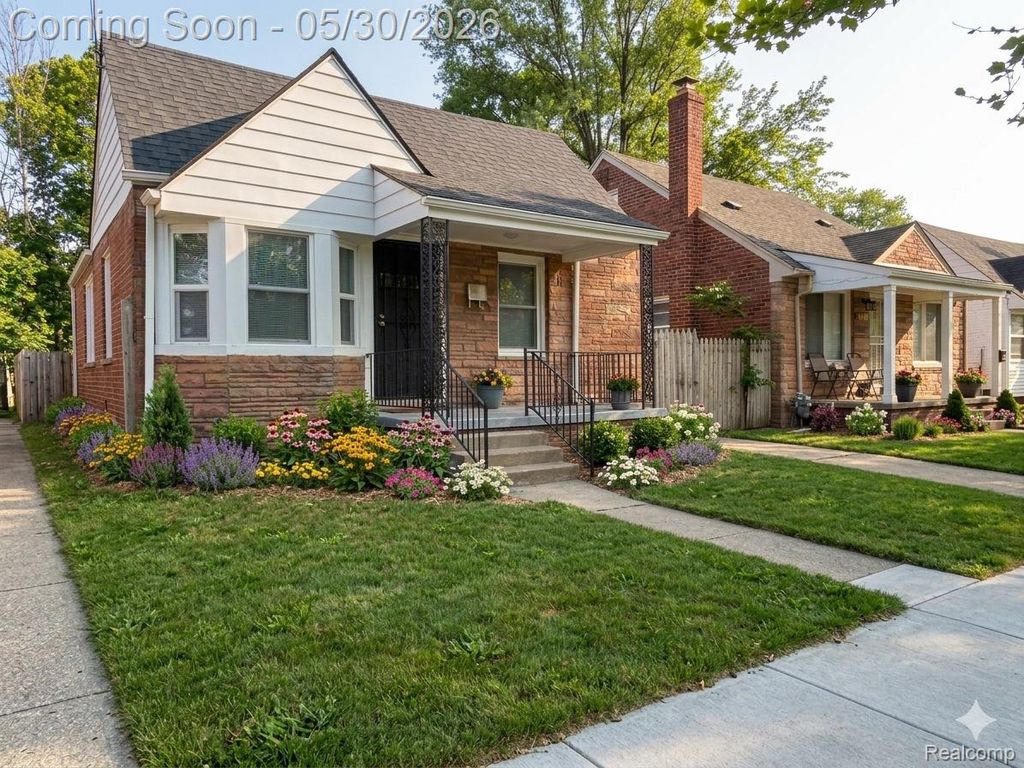 7750 Fielding Street, Detroit, MI 48228