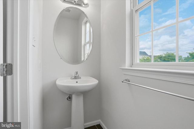 2103-00 VERONA DR, Philadelphia, PA 19145
