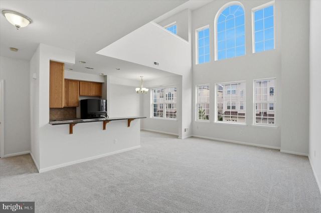 2103-00 VERONA DR, Philadelphia, PA 19145