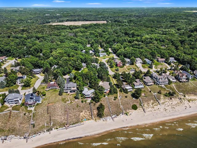 9364 Whispering Sands Drive, West Olive, MI 49460