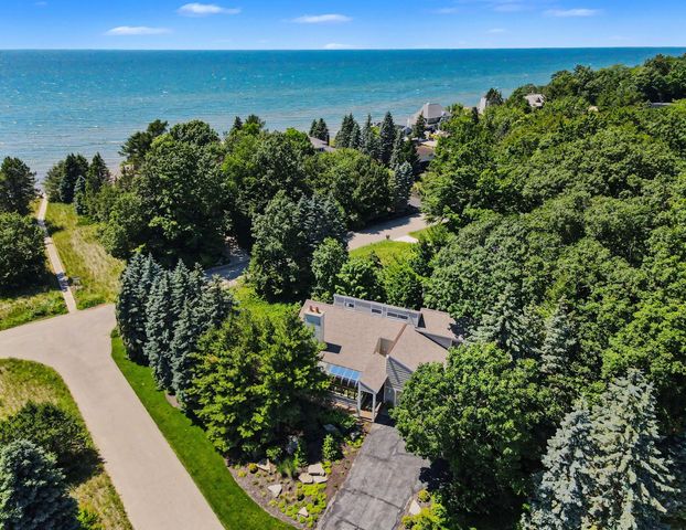 9364 Whispering Sands Drive, West Olive, MI 49460