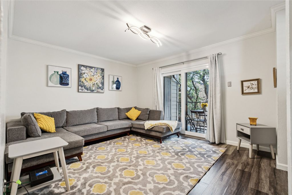 5335 Bent Tree Forest Drive 253, Dallas, TX 75248
