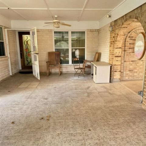 5118 Cicada Lane, Houston, TX 77039
