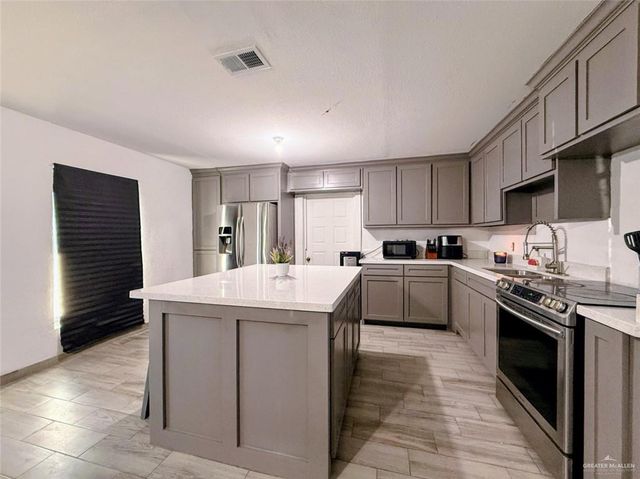 1307 Elizabeth Street, La Joya, TX 78560