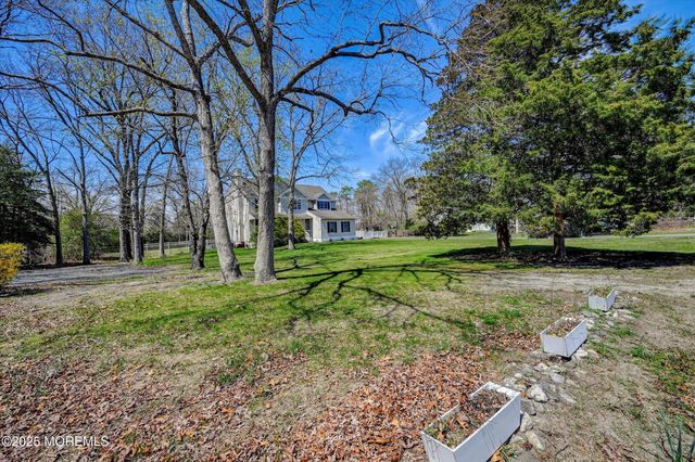 1 a Newtons Corner Road, Howell, NJ 07731