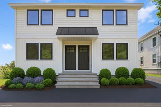 29 Pease Avenue, Fairfield, CT 06890