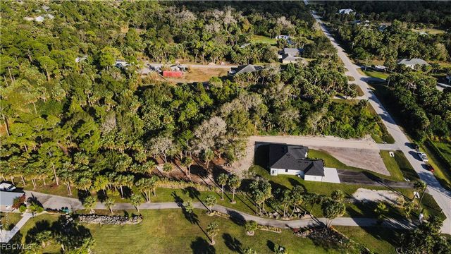 2565 28th AVE SE, Naples, FL 34117