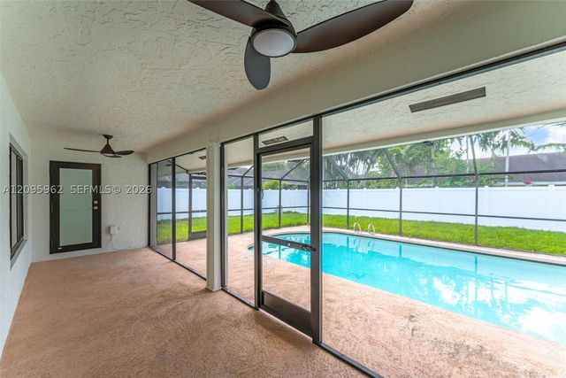 10480 SW 130th Ave, Miami, FL 33186