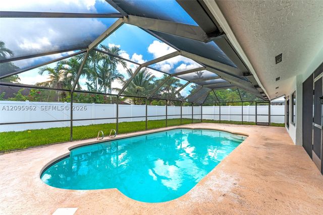 10480 SW 130th Ave, Miami, FL 33186