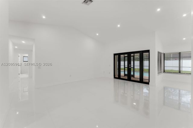 10480 SW 130th Ave, Miami, FL 33186