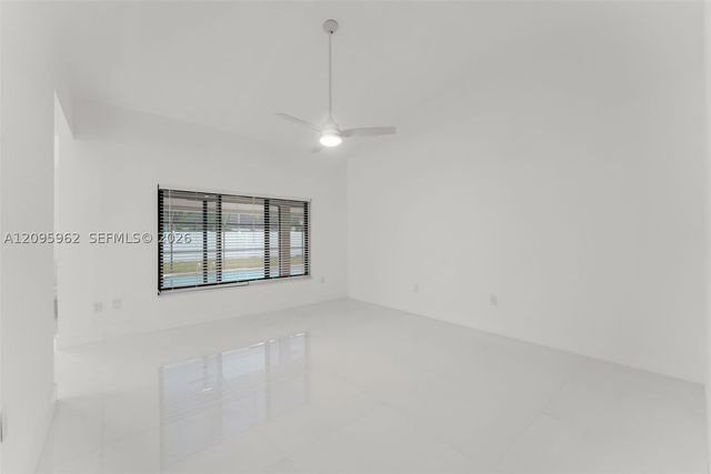 10480 SW 130th Ave, Miami, FL 33186