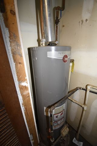 4250 S Artesian Avenue, Chicago, IL 60632