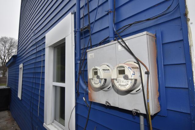 4250 S Artesian Avenue, Chicago, IL 60632