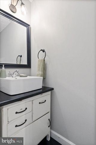 10659 FINN DR, New Market, MD 21774