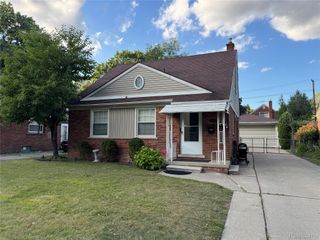 20312 Carlysle Street, Dearborn, MI 48124