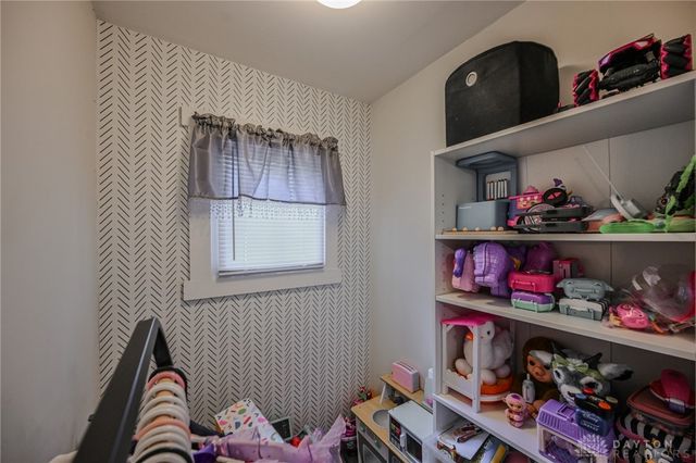 852 Rodgers Drive, Springfield, OH 45503