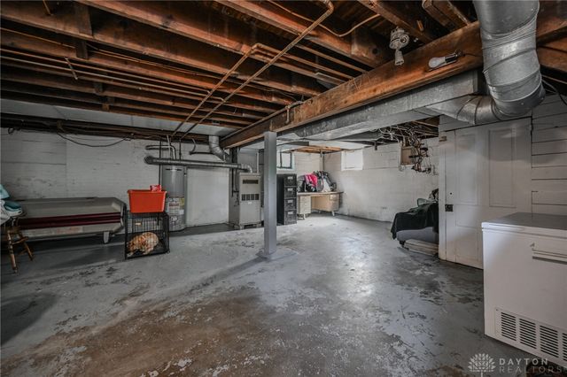 852 Rodgers Drive, Springfield, OH 45503