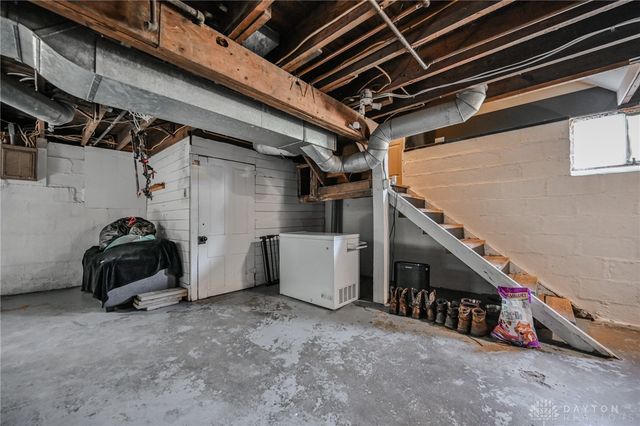 852 Rodgers Drive, Springfield, OH 45503