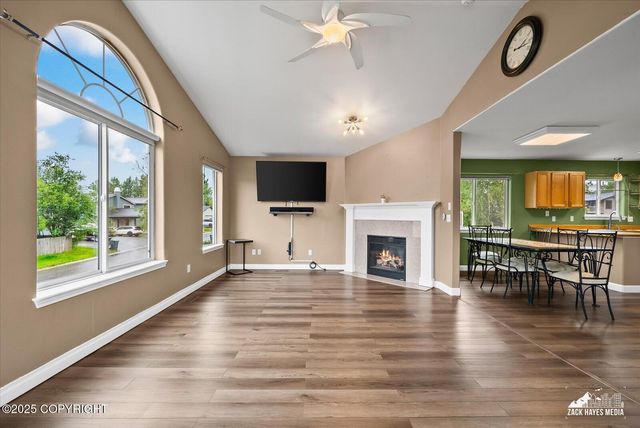 8041 Northwind Avenue, Anchorage, AK 99504