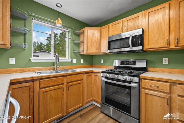 8041 Northwind Avenue, Anchorage, AK 99504