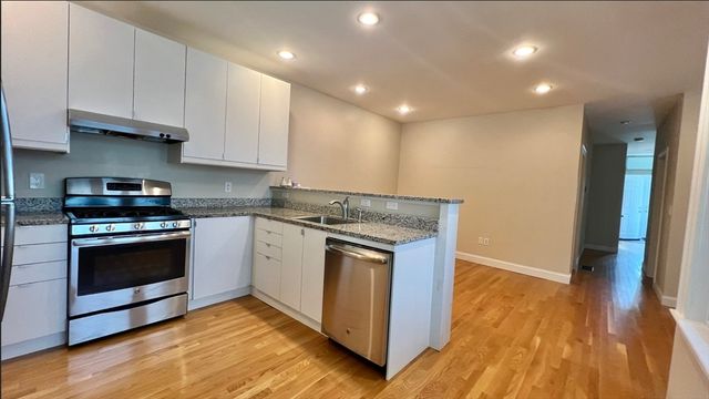 739 Somerville Ave 1, Somerville, MA 02134