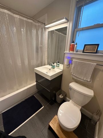 739 Somerville Ave 1, Somerville, MA 02134