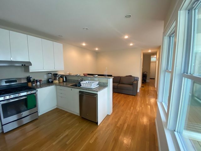 739 Somerville Ave 1, Somerville, MA 02134