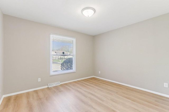5045 W Elk COURT, Brown Deer, WI 53223