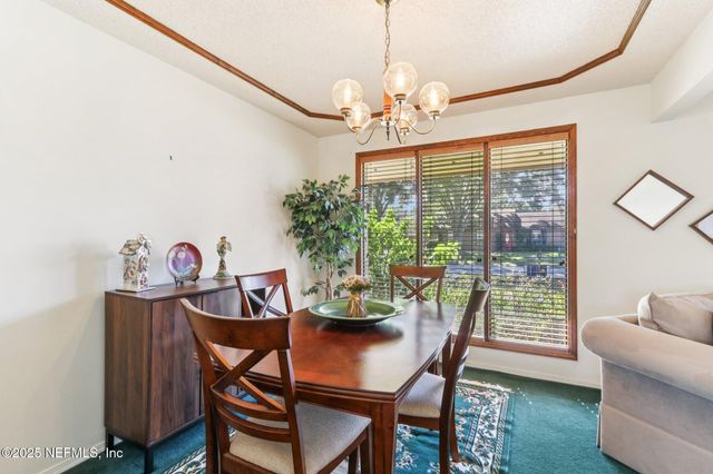 1738 PAPAYA Drive N, Orange Park, FL 32073