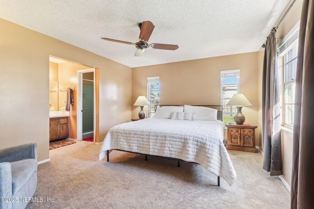 1738 PAPAYA Drive N, Orange Park, FL 32073