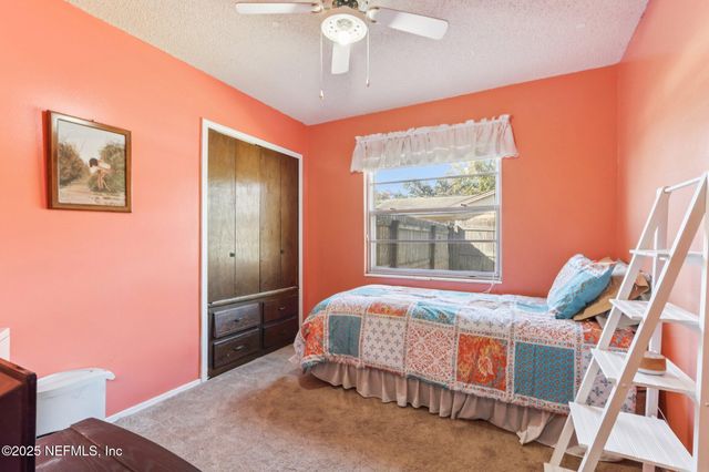 1738 PAPAYA Drive N, Orange Park, FL 32073