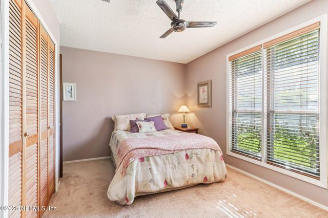 1738 PAPAYA Drive N, Orange Park, FL 32073