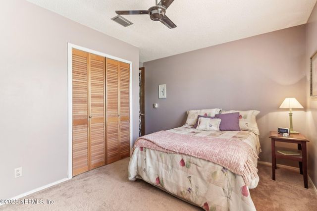 1738 PAPAYA Drive N, Orange Park, FL 32073