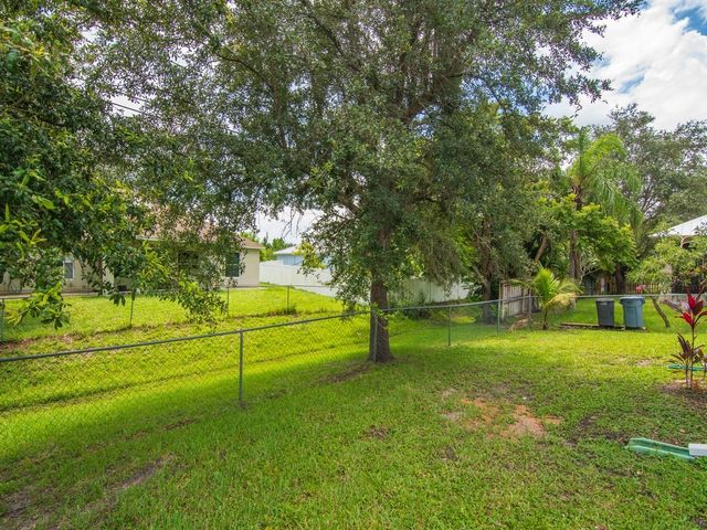 8336 104th Avenue, Vero Beach, FL 32967
