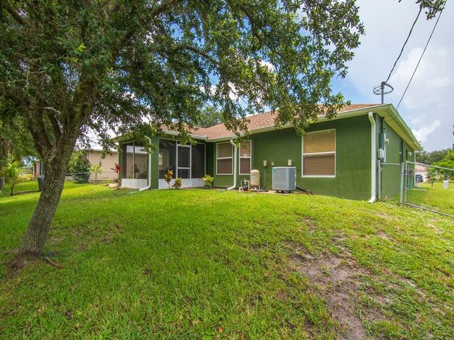 8336 104th Avenue, Vero Beach, FL 32967