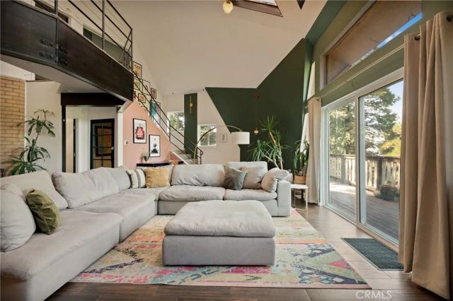 868 Pine, Twin Peaks, CA 92391
