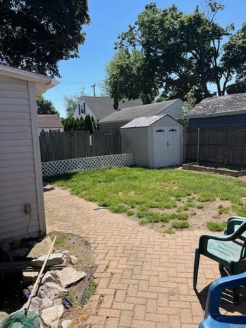 217 EVERGREEN Street, Pawtucket, RI 02861