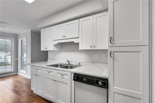 1004 Glenleaf Drive, Peachtree Corners, GA 30092