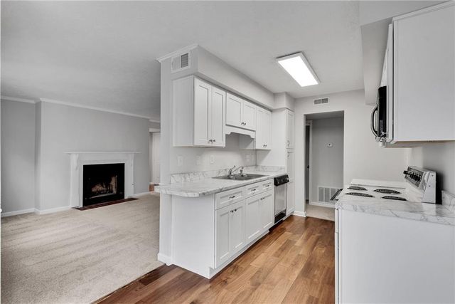 1004 Glenleaf Drive, Peachtree Corners, GA 30092