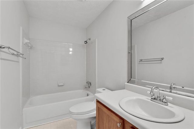 1004 Glenleaf Drive, Peachtree Corners, GA 30092