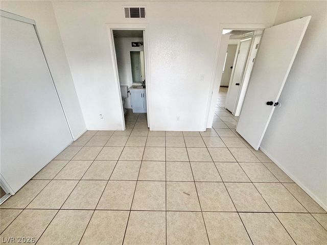 1608 Burningwood Lane 101, Las Vegas, NV 89108