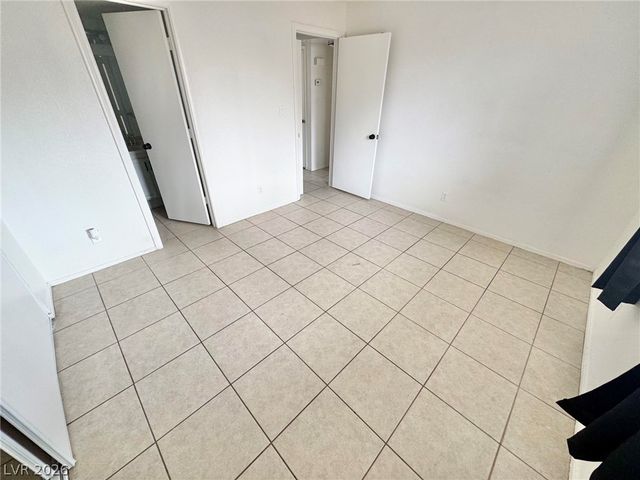 1608 Burningwood Lane 101, Las Vegas, NV 89108