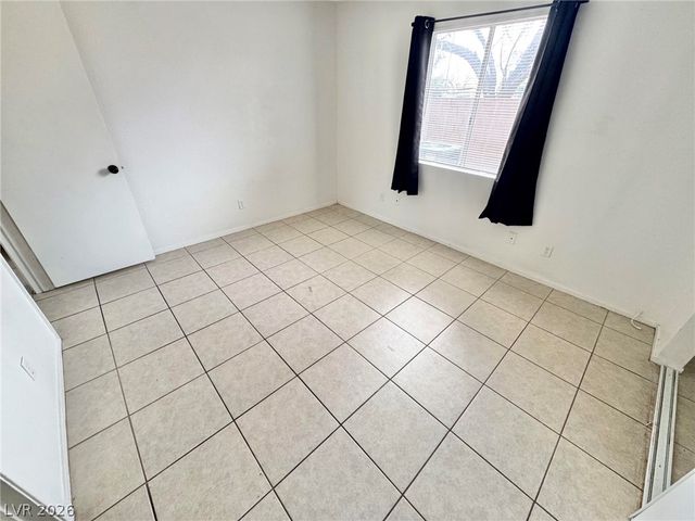 1608 Burningwood Lane 101, Las Vegas, NV 89108
