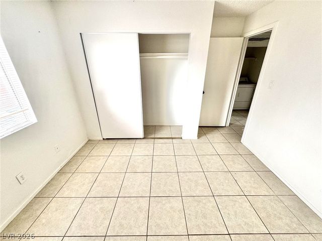 1608 Burningwood Lane 101, Las Vegas, NV 89108