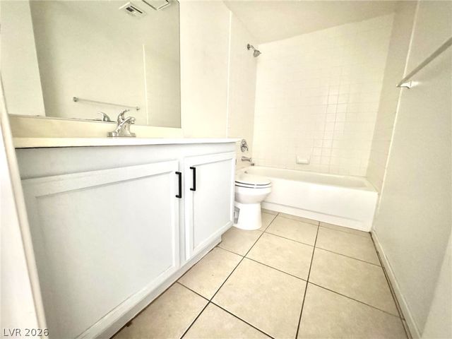 1608 Burningwood Lane 101, Las Vegas, NV 89108