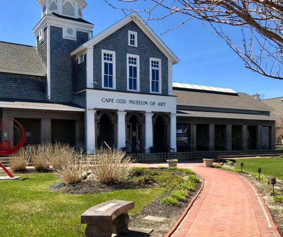 74 Robbins Circle, Dennis, MA 02638