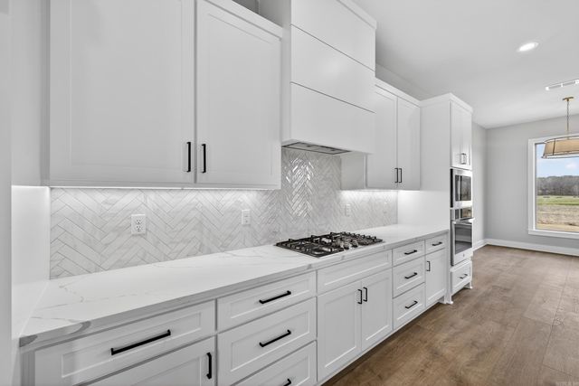 2314 Lakewood Circle, Cabot, AR 72023